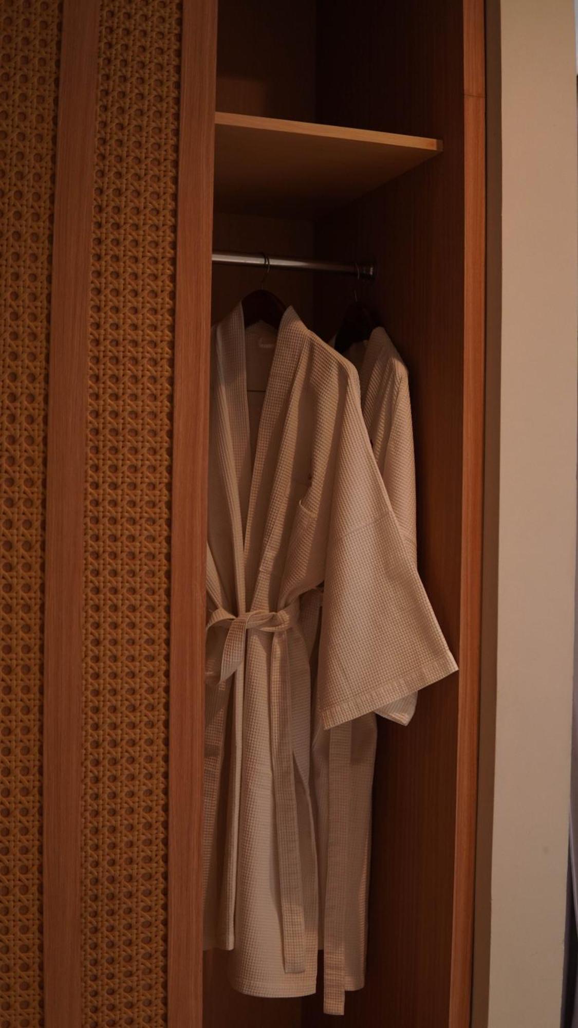 Kayangan Boutique Hotel サヌール エクステリア 写真
